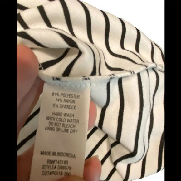 Popular Basics Striped Dress - Picture 6 of 8